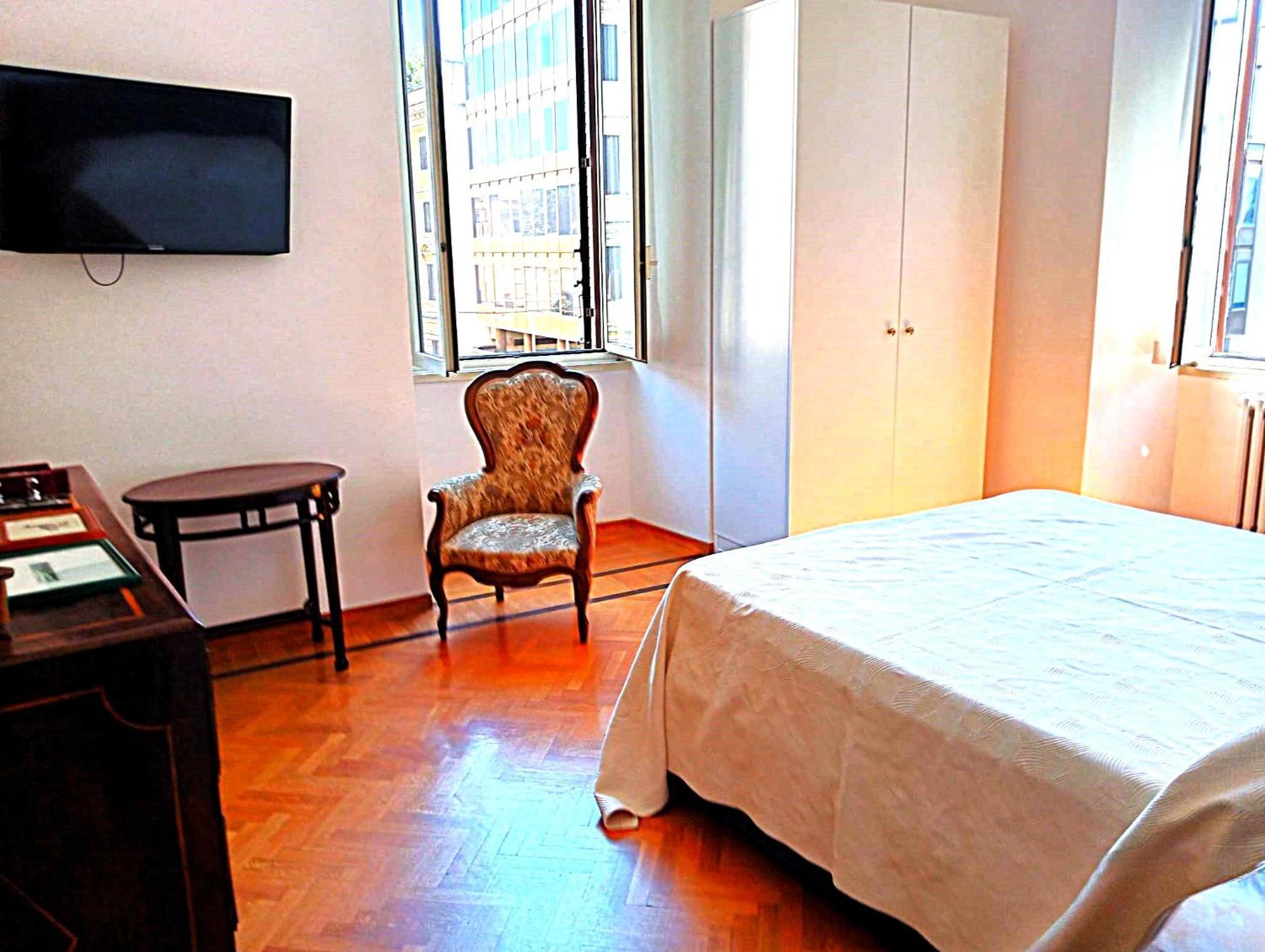 Appartamento Borghese Deluxe - 4 Bedrooms - 3 Bathrooms