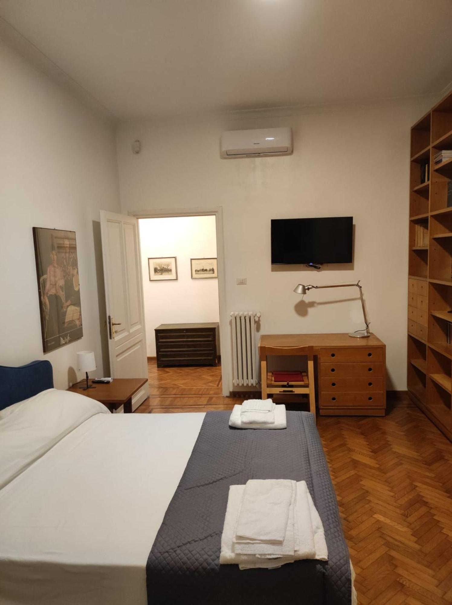 Appartamento Borghese Deluxe - 4 Bedrooms - 3 Bathrooms Roma