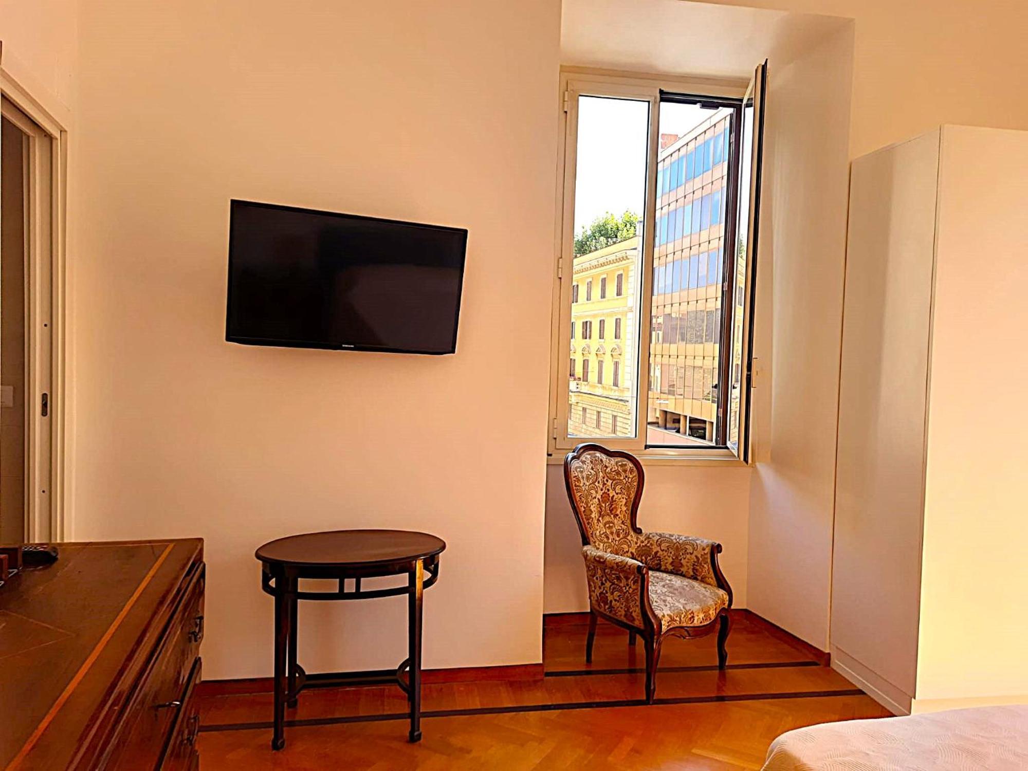 Apartment Borghese Deluxe - 4 Bedrooms - 3 Bathrooms *